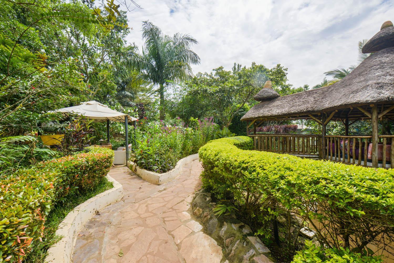 Malakai Eco Lodge Kitende Luaran gambar