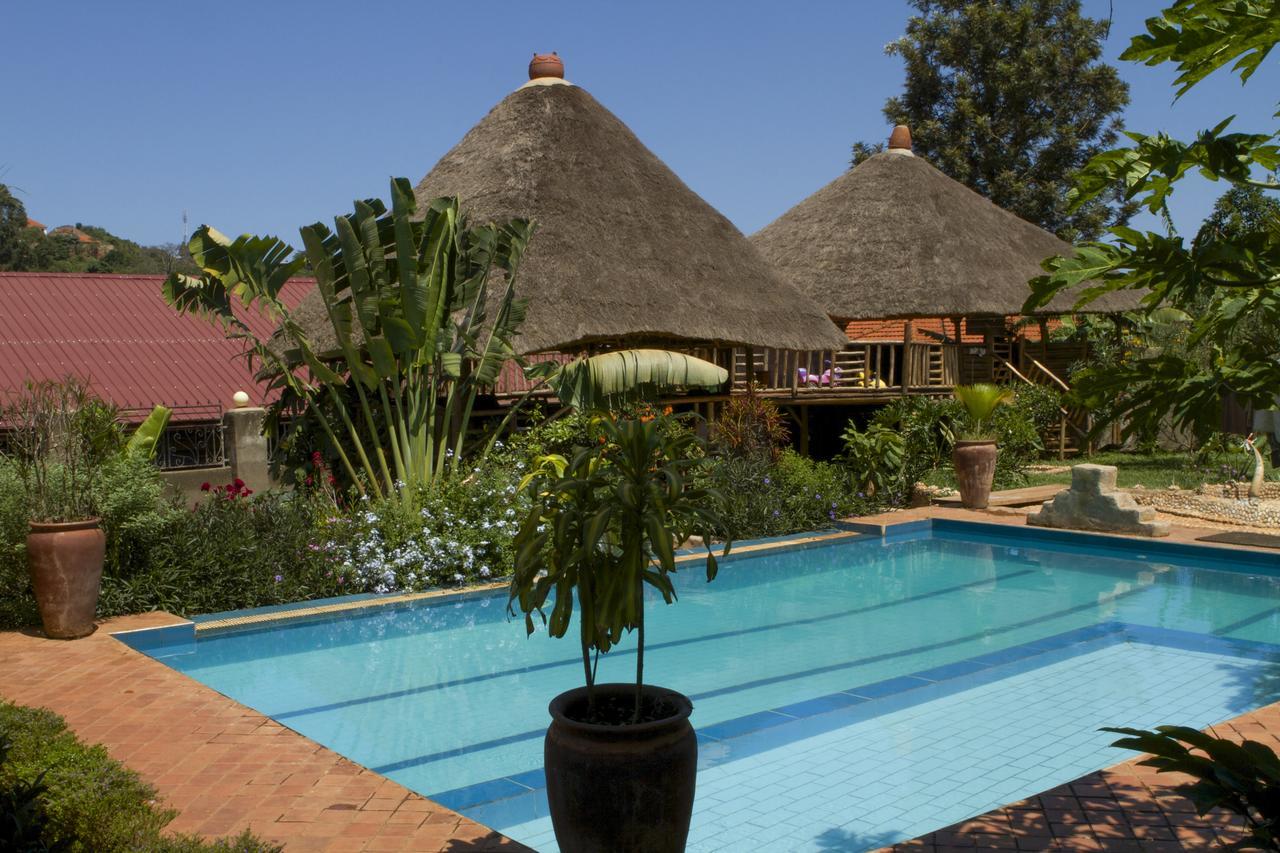 Malakai Eco Lodge Kitende Luaran gambar