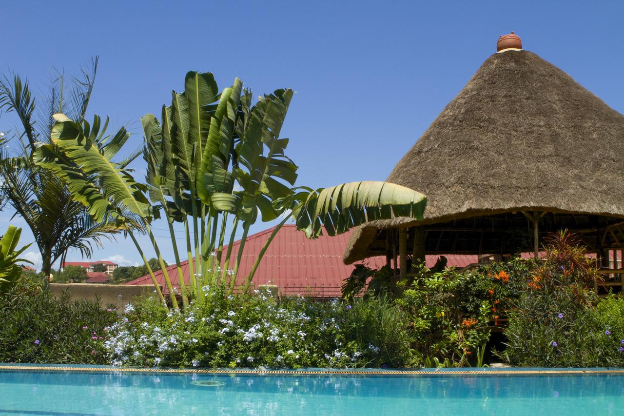 Malakai Eco Lodge Kitende Luaran gambar